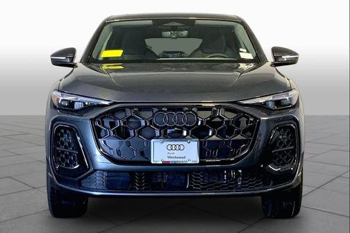 Daytona Gray pe 2026 Audi Q5 Sportback Premium Plus TFSI quattro S tronic