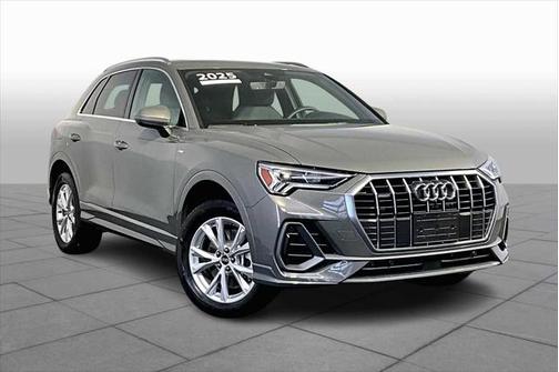 2025 Audi Q3 Premium 45 TFSI S line quattro Tiptronic