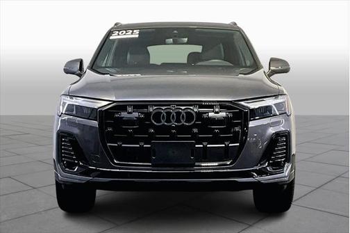 2025 Audi Q7 Premium 45 TFSI quattro Tiptronic