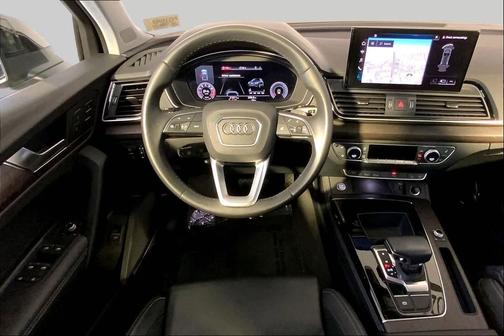 Mythos Black Metallic 2023 Audi Q5 45 S line Premium Plus
