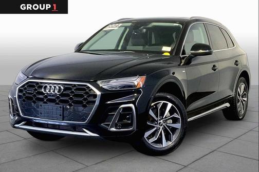 Mythos Black Metallic 2023 Audi Q5 45 S line Premium Plus