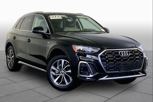 Mythos Black Metallic 2023 Audi Q5 45 S line Premium Plus