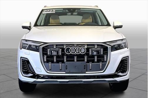 2025 Audi Q7 Premium Plus 55 TFSI quattro Tiptronic