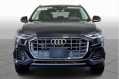 2022 Audi Q8 Premium 55 TFSI quattro Tiptronic