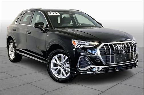 2025 Audi Q3 Premium 45 TFSI S line quattro Tiptronic