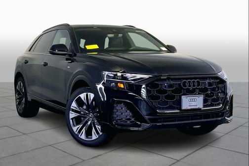 Mythos Black me 2026 Audi Q8 55 Premium Plus