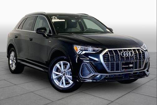 Mythos Black Metallic 2023 Audi Q3 Premium 45 TFSI S line quattro Tiptronic