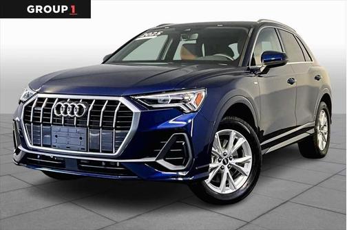2025 Audi Q3 Premium 45 TFSI S line quattro Tiptronic