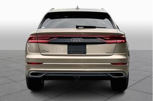 Photo 4 of 32 of 2019 Audi Q8 3.0T Premium