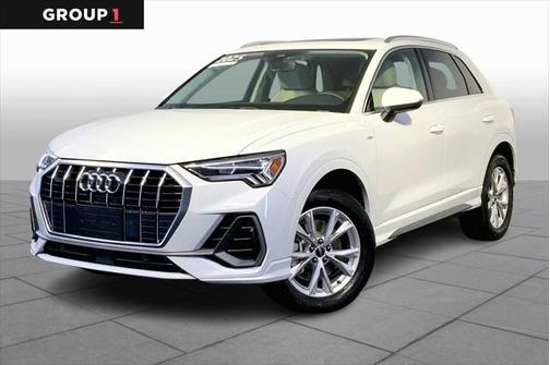 2025 Audi Q3 Premium 45 TFSI S line quattro Tiptronic