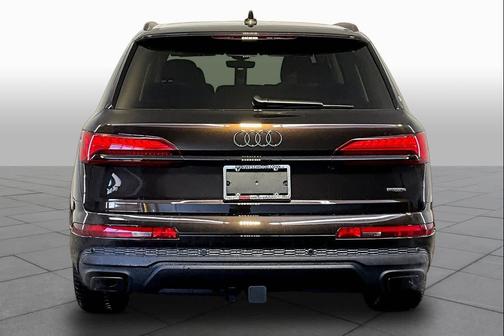 Tamarind Brown 2026 Audi Q7 55 Premium Plus