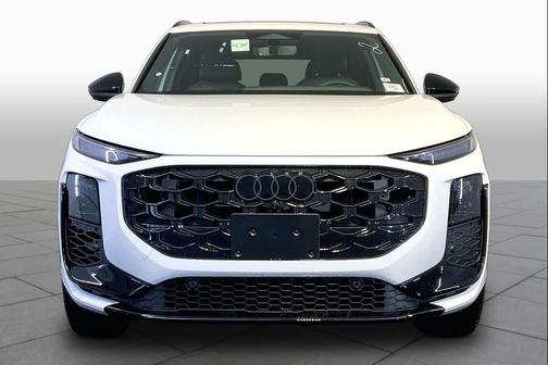 Arkona White/Z9 2027 Audi Q3 TFSI quattro S tronic