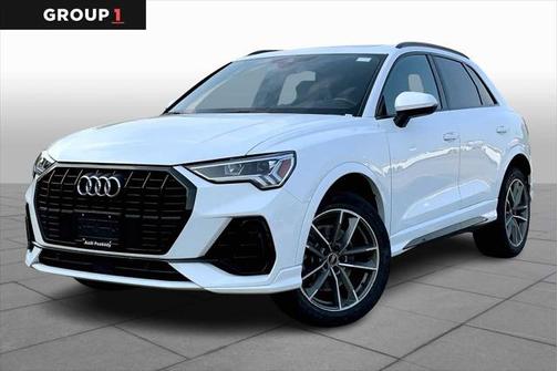 2023 Audi Q3 Premium 45 TFSI S line quattro Tiptronic