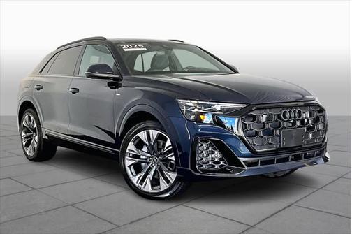 2025 Audi Q8 Premium Plus 55 TFSI quattro