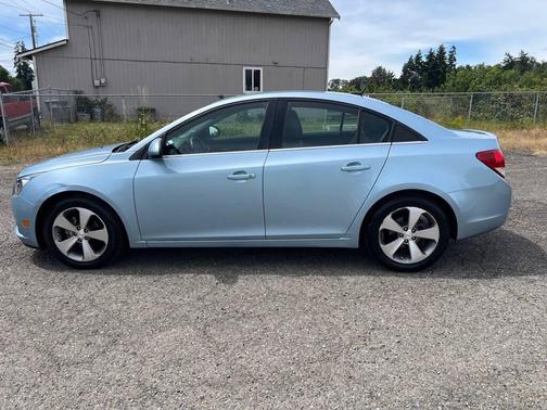 BLUE 2011 Chevrolet Cruze 2LT