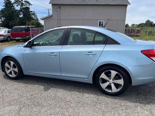 BLUE 2011 Chevrolet Cruze 2LT