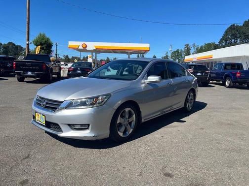 Alabaster Silver Metallic 2013 Honda Accord EX