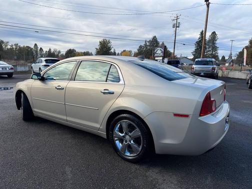 Gold Mist Metallic 2012 Chevrolet Malibu 2LT
