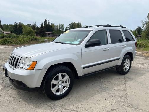 Bright Silver Metallic Clearcoat 2008 Jeep Grand Cherokee Laredo