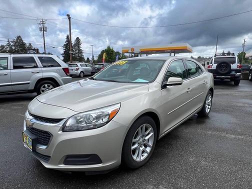 Champagne Silver Metallic 2014 Chevrolet Malibu 1LT