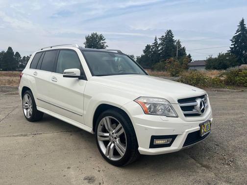 WHITE 2012 Mercedes-Benz GLK-Class GLK 350 4MATIC