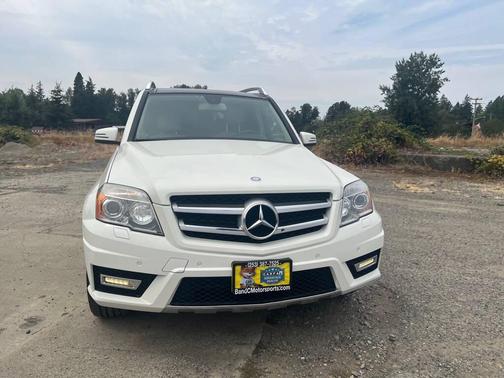 WHITE 2012 Mercedes-Benz GLK-Class GLK 350 4MATIC