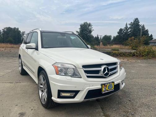 WHITE 2012 Mercedes-Benz GLK-Class GLK 350 4MATIC