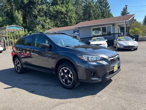 GREY 2018 Subaru Crosstrek 2.0i