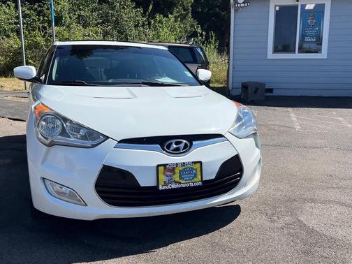 Century White 2013 Hyundai Veloster Base