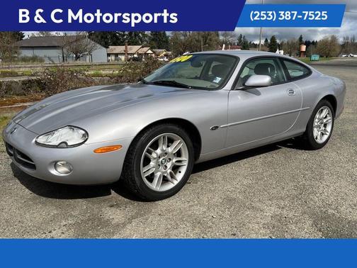 Platinum Silver 2001 Jaguar XK8