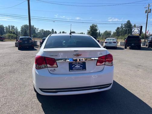 Summit White 2014 Chevrolet Cruze LTZ