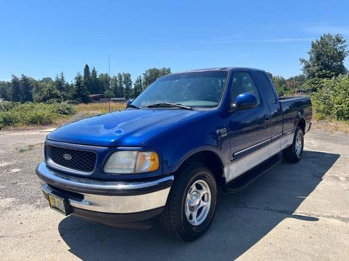 Moonlight Blue Clearcoat Metallic 1998 Ford F-150 Truck