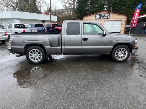 Light Pewter Metallic 2002 Chevrolet Silverado 1500 LS Extended Cab