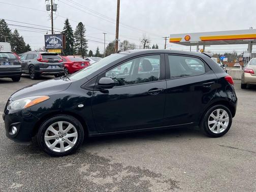 Jet Black 2014 Mazda Mazda2 Touring