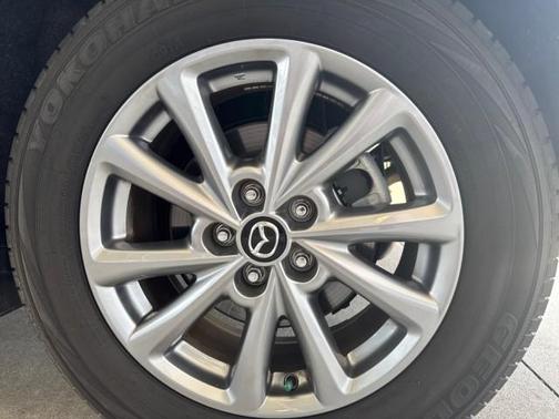 2022 Mazda CX-5 2.5 S Preferred Package