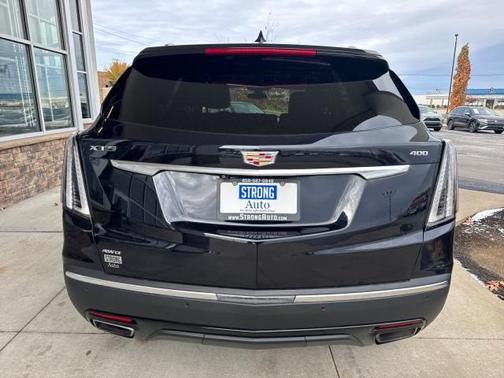 2021 Cadillac XT5 Sport