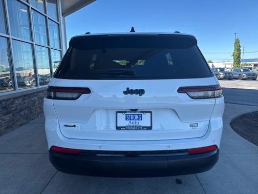 2024 Jeep Grand Cherokee L Laredo