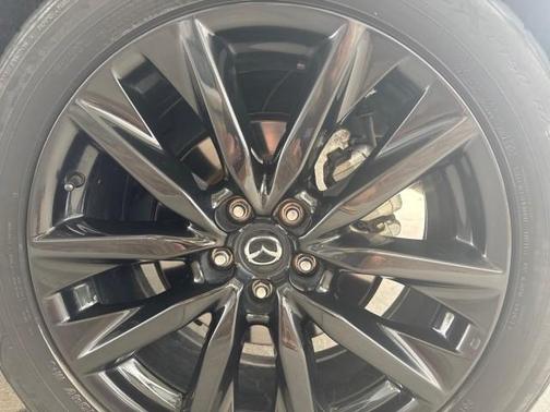 2022 Mazda CX-9 Carbon Edition
