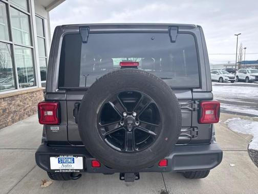 2020 Jeep Wrangler Unlimited Sahara Altitude