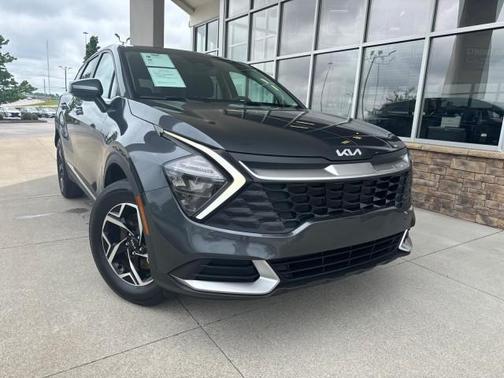 Gray 2023 Kia Sportage LX