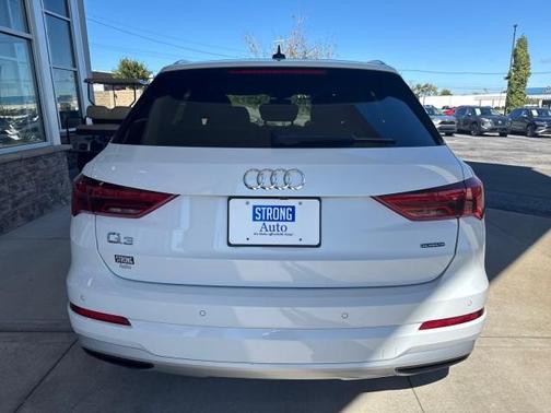 2022 Audi Q3 40 Premium