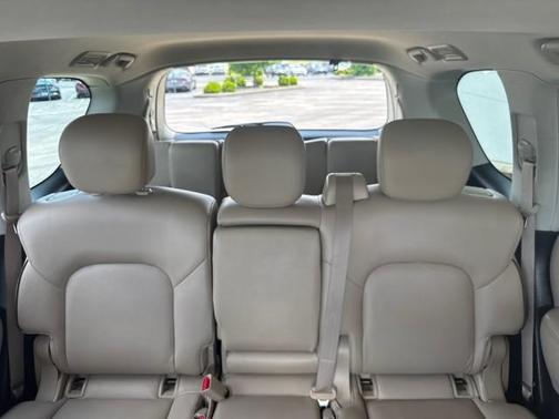 2022 Nissan Armada SL