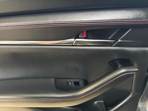 2024 Mazda Mazda3 2.5 S Carbon Edition