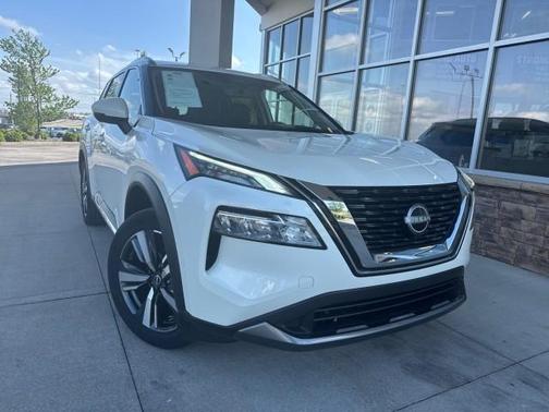 White 2023 Nissan Rogue SL