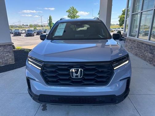Gray 2025 Honda Pilot Sport