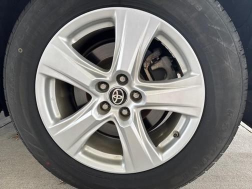 2020 Toyota Highlander L