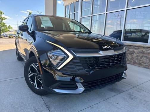 Black 2025 Kia Sportage LX