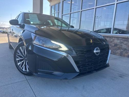 Black 2024 Nissan Altima 2.5 SV Sedan