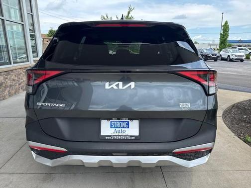 2024 Kia Sportage LX