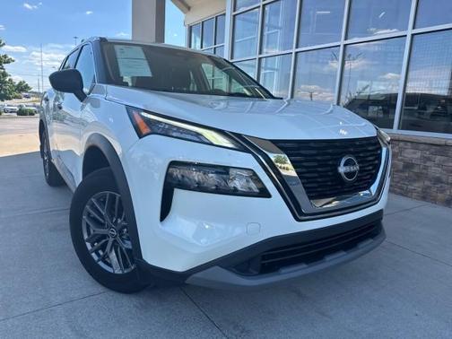 2022 Nissan Rogue S